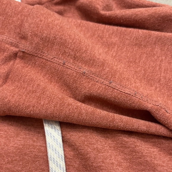 Vuori Halo Performance Hoodie - Picture 9 of 13